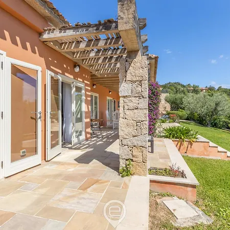 Cereseto Villa *